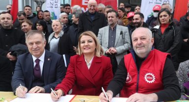 İzmit Belediyesi'nde toplu sözleşme sevinci