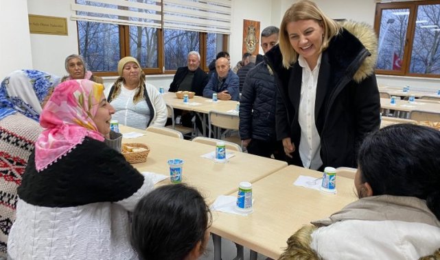 İzmit'te Başkan Hürriyet canları yalnız bırakmadı