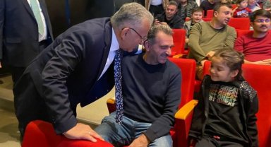 Kayserili çocuklara Rafadan sürpriz