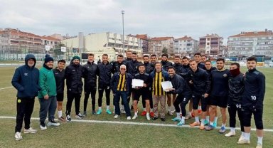 Keşansporlu taraftardan moral ziyareti