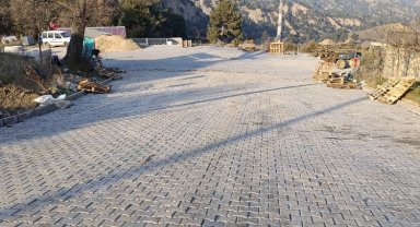 Manisa Karaağaç Mahallesi'nde üst yapı çalışması