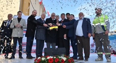 Manisa Saruhanlı'da üçü bir arada temel