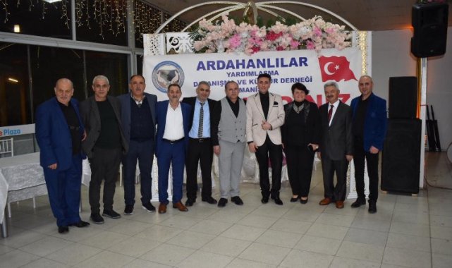 Manisa'da Ardahanlılar kaz gecesi düzenledi