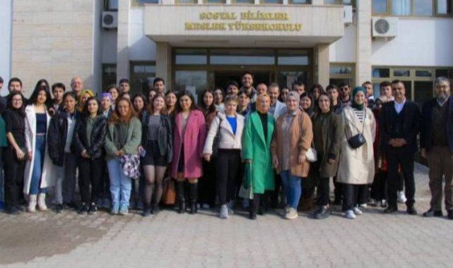 Mersin'de gençler, turizm sektörünün kapılarını aralıyor