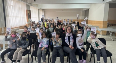 Nilüferli çocuklar hikaye dinliyor 