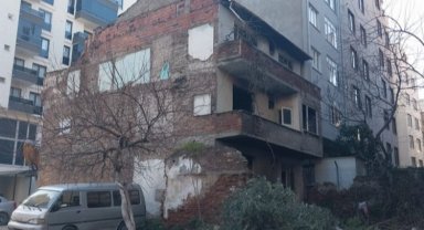 Osmangazi'de metruk binalar yıkılıyor