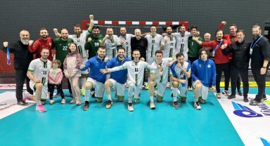 Sakarya Büyükşehir hentboldeki galibiyeti İstanbul'da sürdürdü