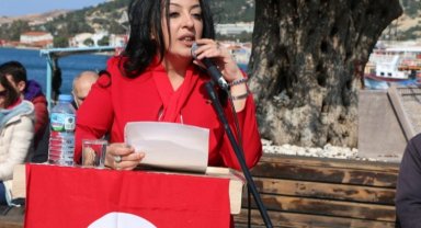 Sinem Atan Foça'dan bağımsız aday oldu
