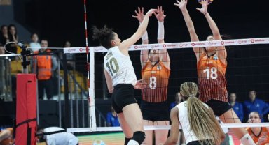 Vakıfbank Çukurova'yı rahat geçti