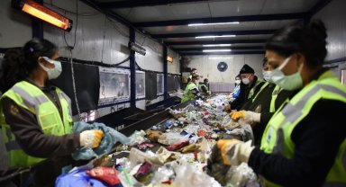 Yıldırım'da atıklar ekonomiye kazandırılıyor