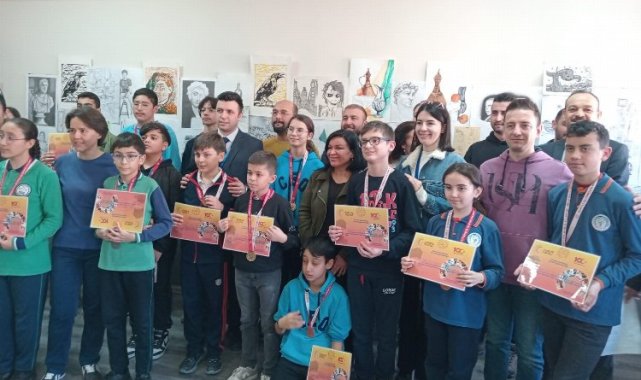 Yunusemre'de çocuklar akıl ve zeka oyunları ile eğlendi