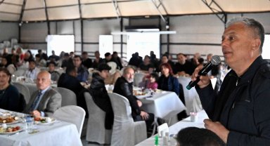 Antalya Muratpaşa'da apartman görevlileriyle buluştu