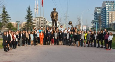 Bursa'da kadınlardan KalDer'e ziyaret