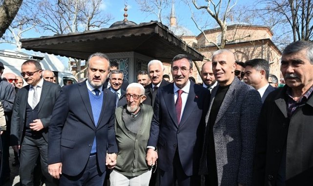 Cumhurbaşkanı Yardımcısı Yılmaz: "Alinur Aktaş başkanımızın yanındayız"