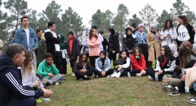 Düzce Valisi öğrencilerle doğa yürüyüşünde