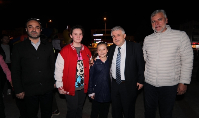 Erenler'de çocuklar ramazan şenlikleriyle eğleniyor