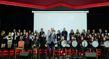 Gelişim Üniversitesi nde Gençleşen Türküler coşkusu
