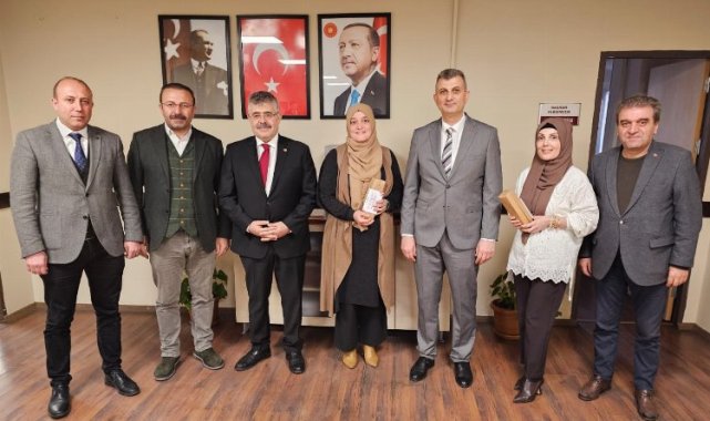 Gölcük'te kadınlar günü törenle kutlandı