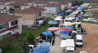 İnegöl'de Cumhuriyet Mahallesi semt pazarı kurulmaya başladı