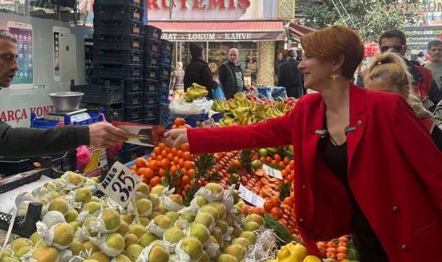 İstanbul Fatih'te Zafer Partisi adayı halkına ses oluyor