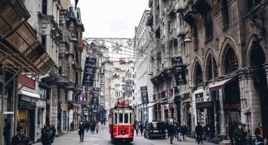 İstanbul'un gözde caddeleri kirada yarıştı
