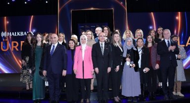 Kadın Girişimcilik Yarışması'nda ödüller sahiplerini buldu