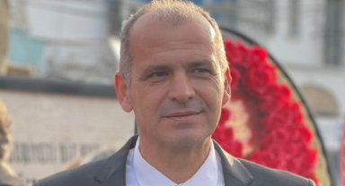 Mert Yöneyer: "Ayırmadan ayrışmadan Foça için çalışacağız"