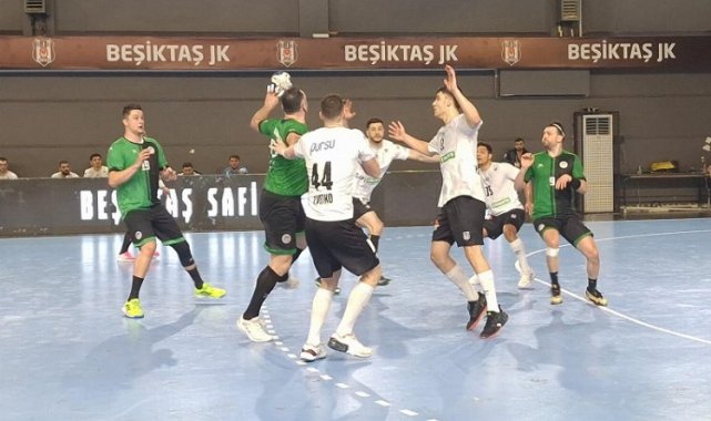 Sakarya hentbol liderliğini Beşiktaş'tan aldı