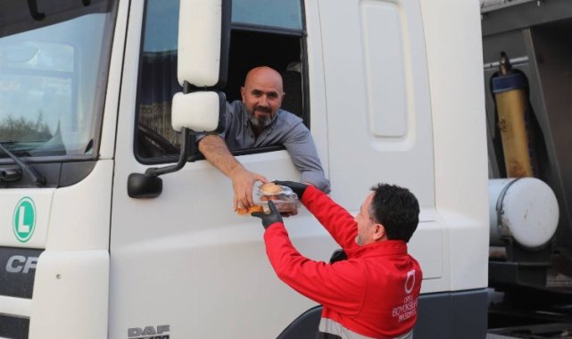 Tır şoförleri iftar saatini Ordu'ya göre ayarlıyor
