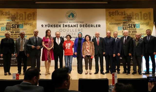 Üsküdar'IN 9. Yüksek İnsanî Değerler Ödülleri sahiplerini buldu