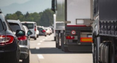 Ağır taşıtlara 'Pazar' ayarı!