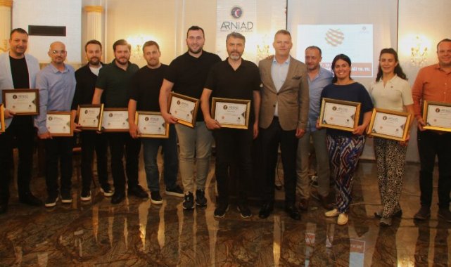 Arnavut iş insanları Kosova'da buluşacak