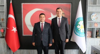 Başkan Dönmez, Başkan Ferdi Zeyrek'i ziyaret etti