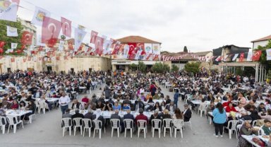 Başkan Seçer, 'Bayram Sofrası'nda Tarsus halkıyla buluştu