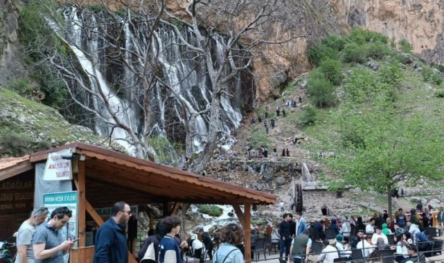 Büyükkılıç: "Kapuzbaşı şelalelerimiz ziyaretçi akınına uğruyor"