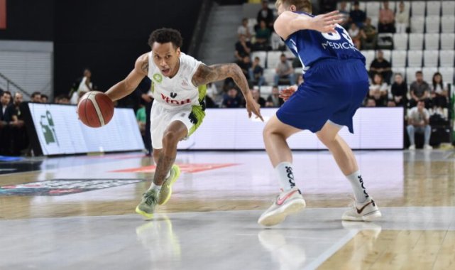 Daron Russell, BSL'de haftanın ilk 5'inde