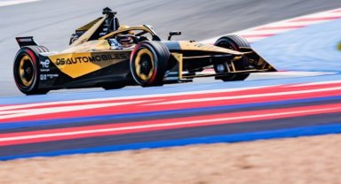 Dünya şampiyonu pilottan istikrarlı mücadele!