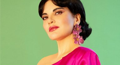 Göksel'den bayram sürprizi