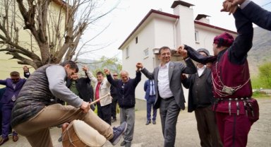 İmamoğlu: Partiler detaydır, esas olan millettir