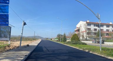 Kocaeli İzmit'te asfalt ve kaldırım çalışması