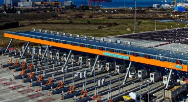 Köprü ve otoyol geçişlerine 9 gün tatil ayarı