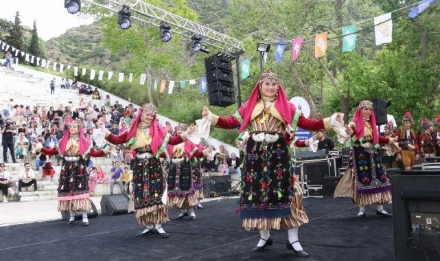 Manisa'da çifte bayram
