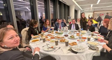 Türk-Amerikan toplumu birlikte oruç açtı