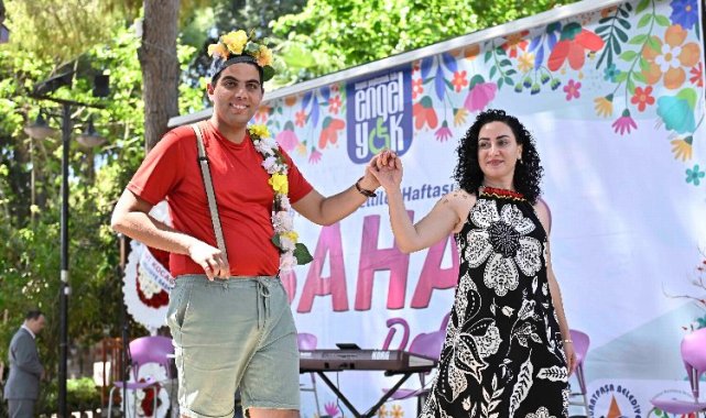 Antalya'da özel çocuklar kırmızı halıda