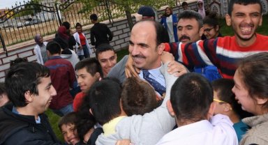 Başkan Altay: Konya'da engelleri hep birlikte kaldırıyoruz