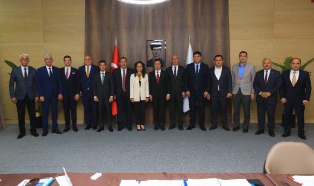 Başkan Aras: "Öğrenciler için sefer ağını genişletiyoruz"