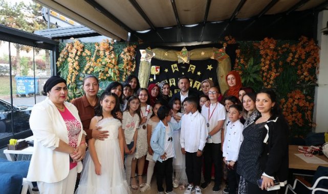 Başkan Arı önce mezuniyet programına ardından nikah törenine katıldı