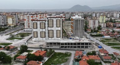 Başkan Çolakbayrakdar, "Türkiye'ye örnek kentsel dönüşüm gerçekleştiriyoruz"