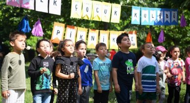 Çayırova'da Çocuk Kulübü öğrencileri piknikte eğlendi