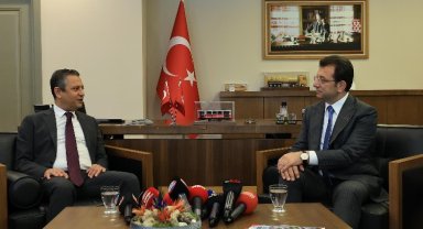 CHP Genel Başkanı Özel'den İmamoğlu'na tebrik ziyareti